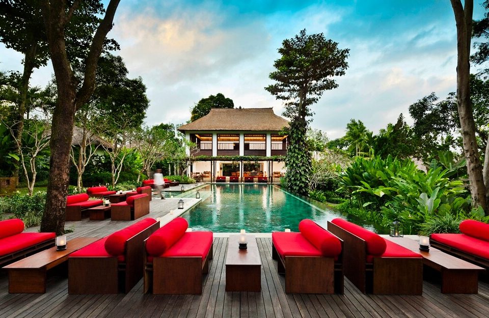 how much does a taxi cost for private airport transfer como hotels ubud